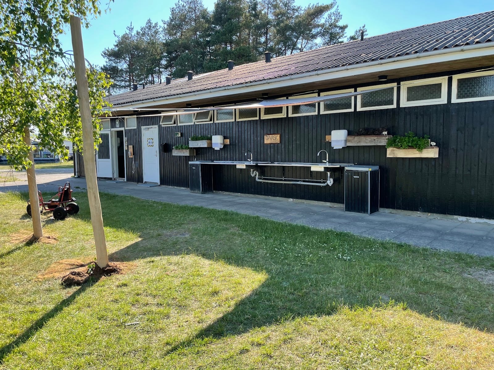 Udekøkken med krydderurter